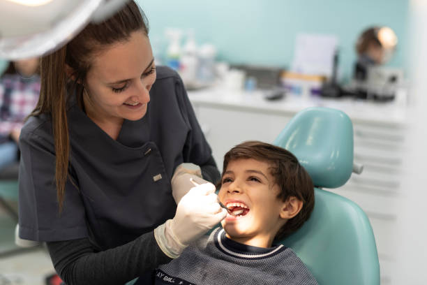 Best Dentist Open on Weekends  in Bayou La Batre, AL